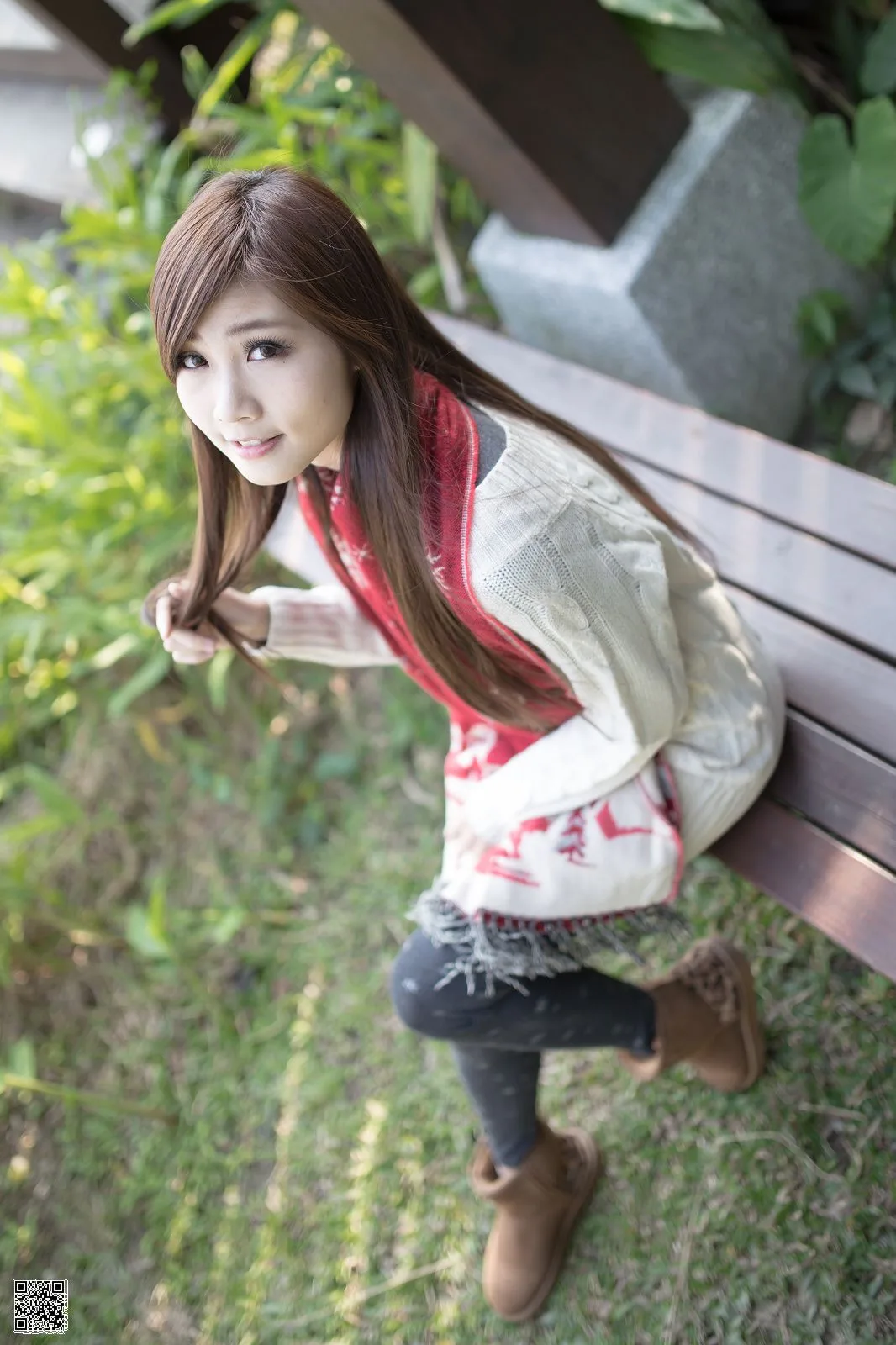 [Chương bổ sung của Beautyleg] Trương Ách Chu - Buổi chụp ảnh ngoài trời tại Công viên Văn hóa Hakka - 23